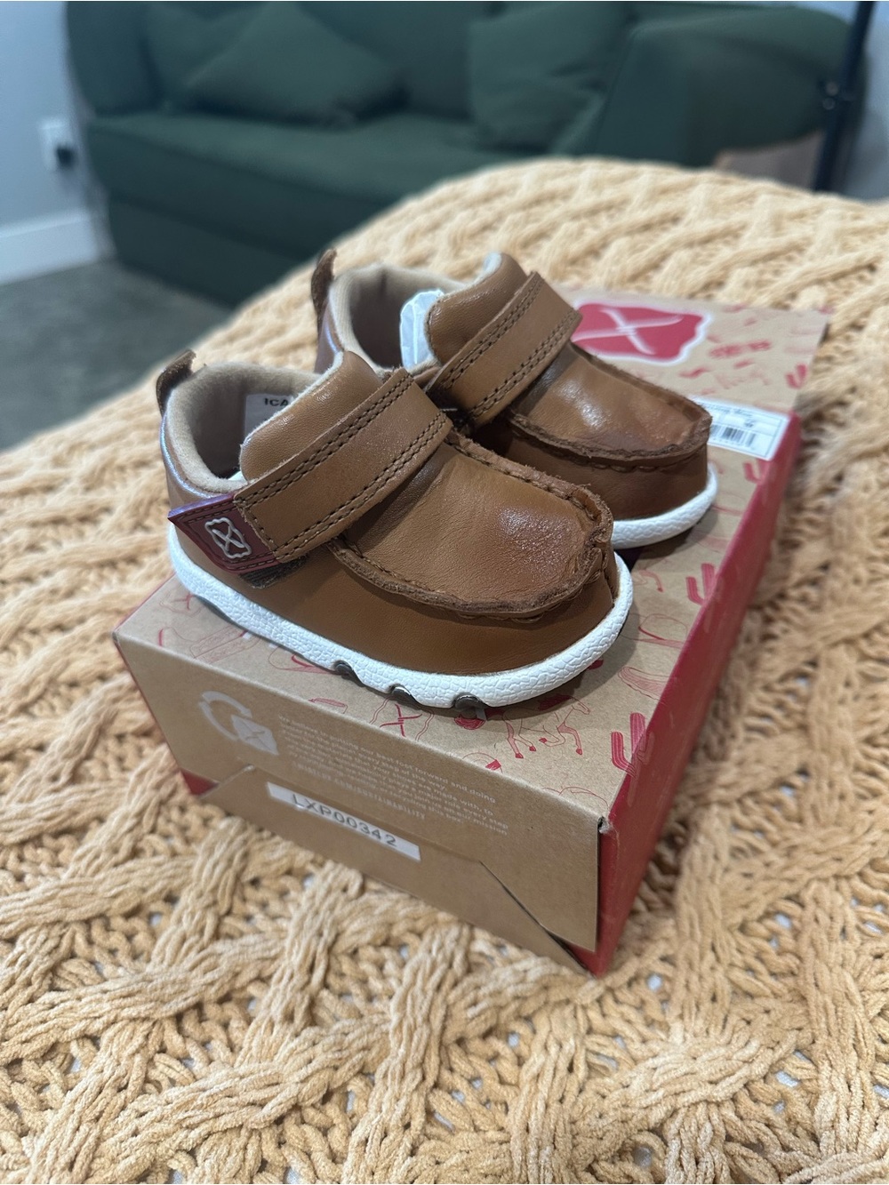Twisted X Toddler Tan Leather Hook-and-Loop Casual Shoes size 3